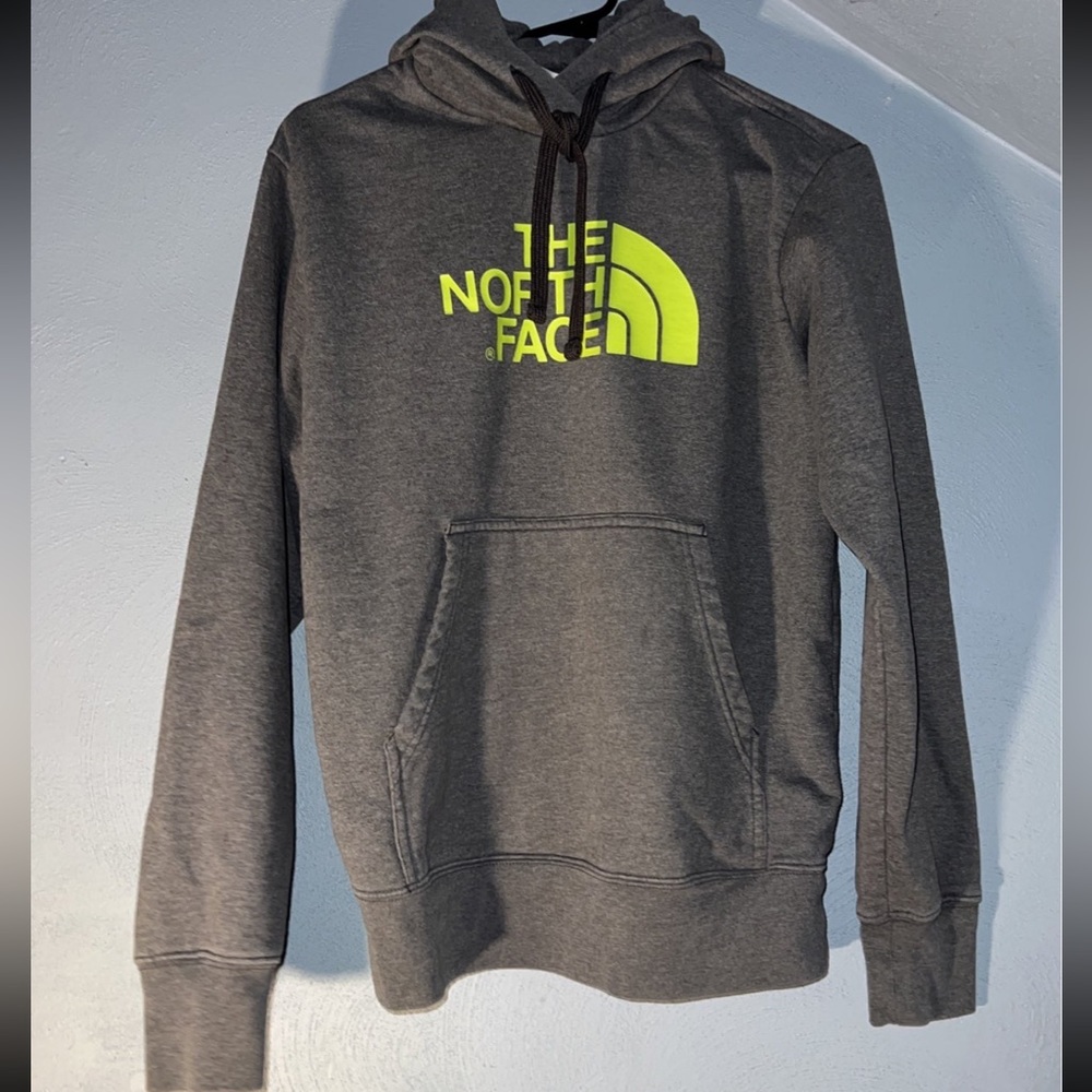The NorthFace hoodie